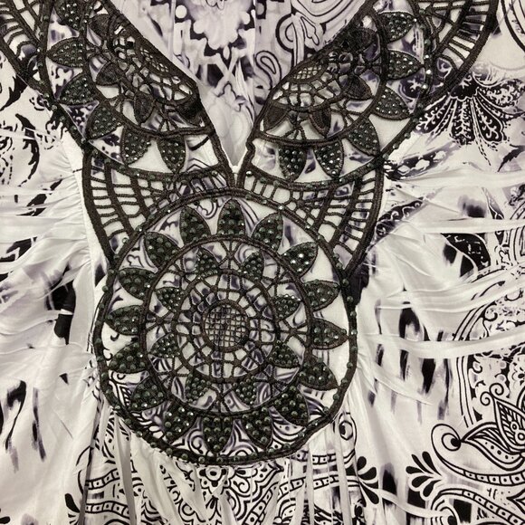 New World Unity size XL Black White Embellished Split Neck Boho Festival Top - Picture 4 of 9
